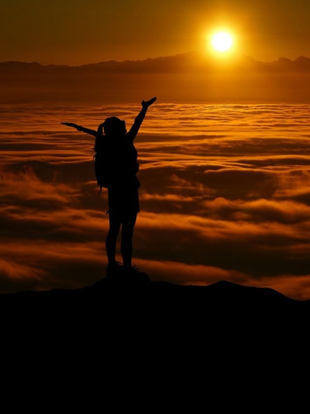 Read more about the article 9 Mindful Habits to Lead a Positive Life