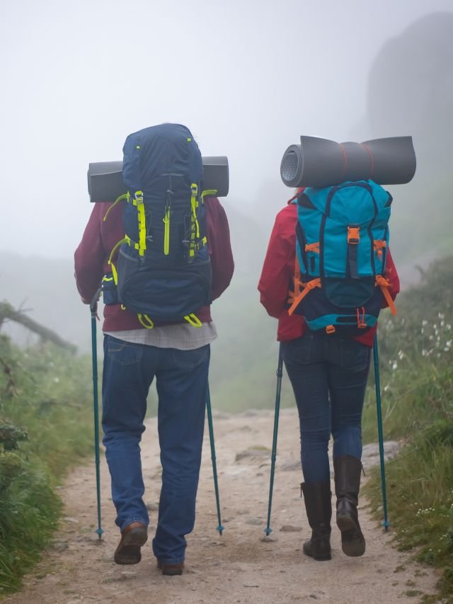 Read more about the article 8 Gadgets to Enhance Your Trekking Experience for Health